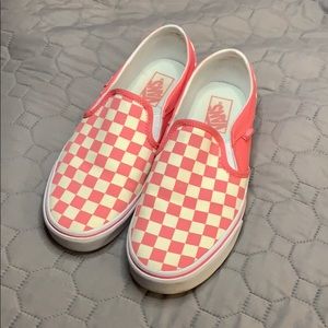 Pink 8.5 checkered Vans